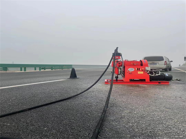 蜀山马路路基路面开裂下沉注浆加固灌浆